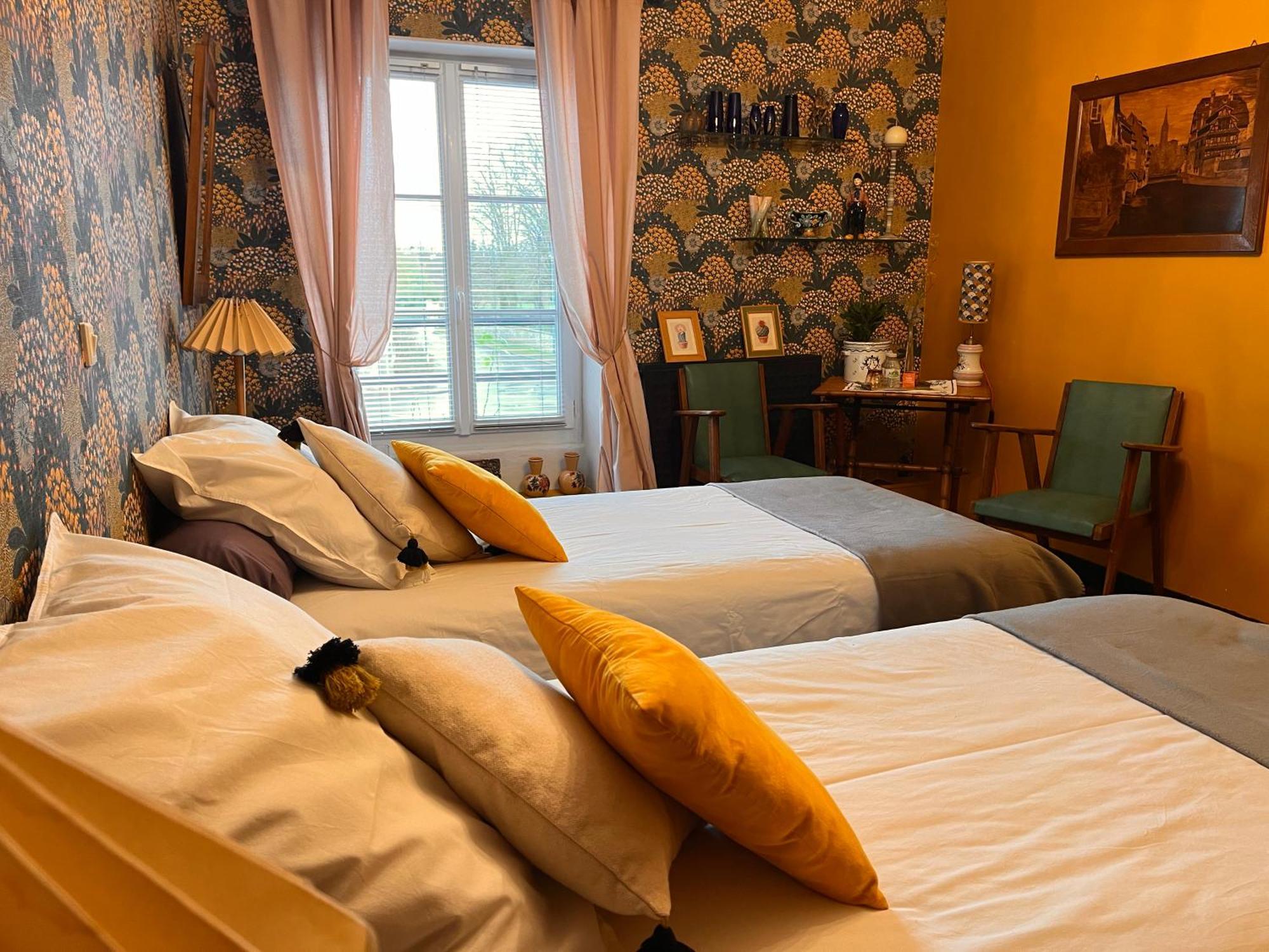 Les Loges Du Chaudron Bed and Breakfast La Chapelle-aux-Choux Exteriör bild